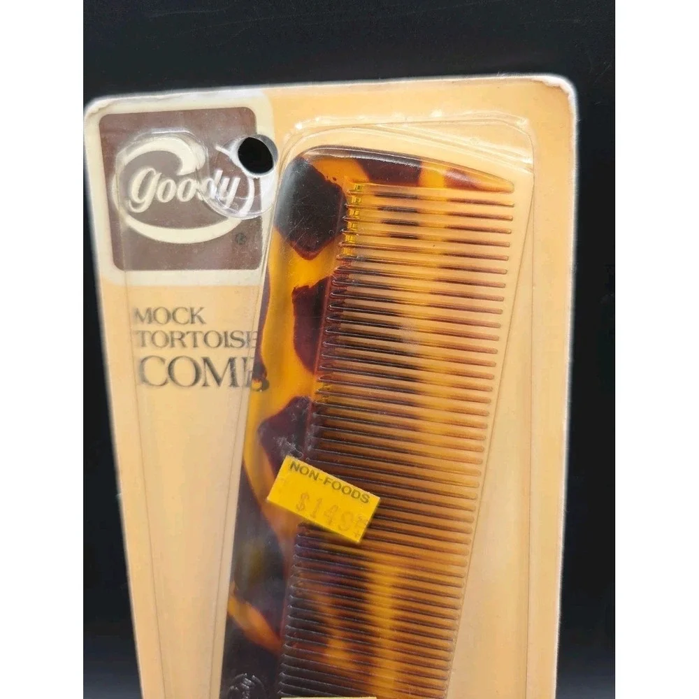 Vintage 1975 Goody Mock Tortoise Shell Hair Comb #547 New Old Stock Sealed